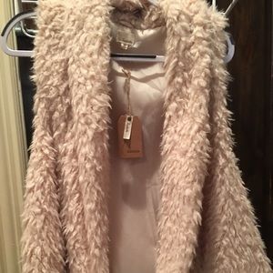 Fur vest
